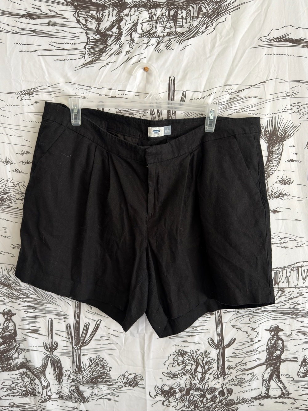 Black Women's Linen Shorts